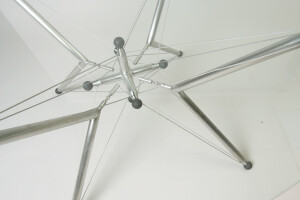 Tensegrity table &quot;V-star&quot;