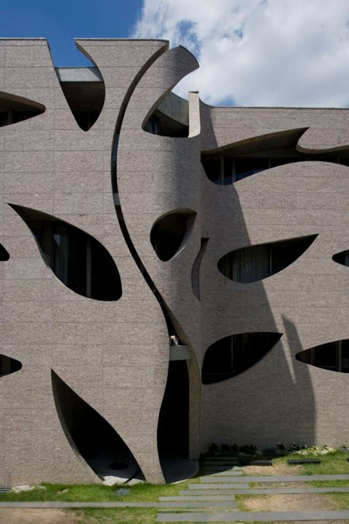 https://archello.com/story/2977/attachments/photos-videos/18 photo_credit Koichi Torimura