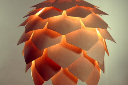 Crimean Pinecone lamp