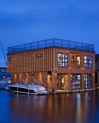 Lake Union Float Home