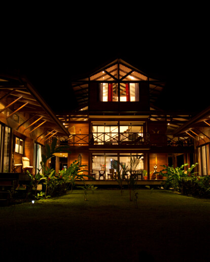 Kenaki Lodge