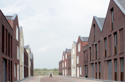 ZEEUWS HOUSING