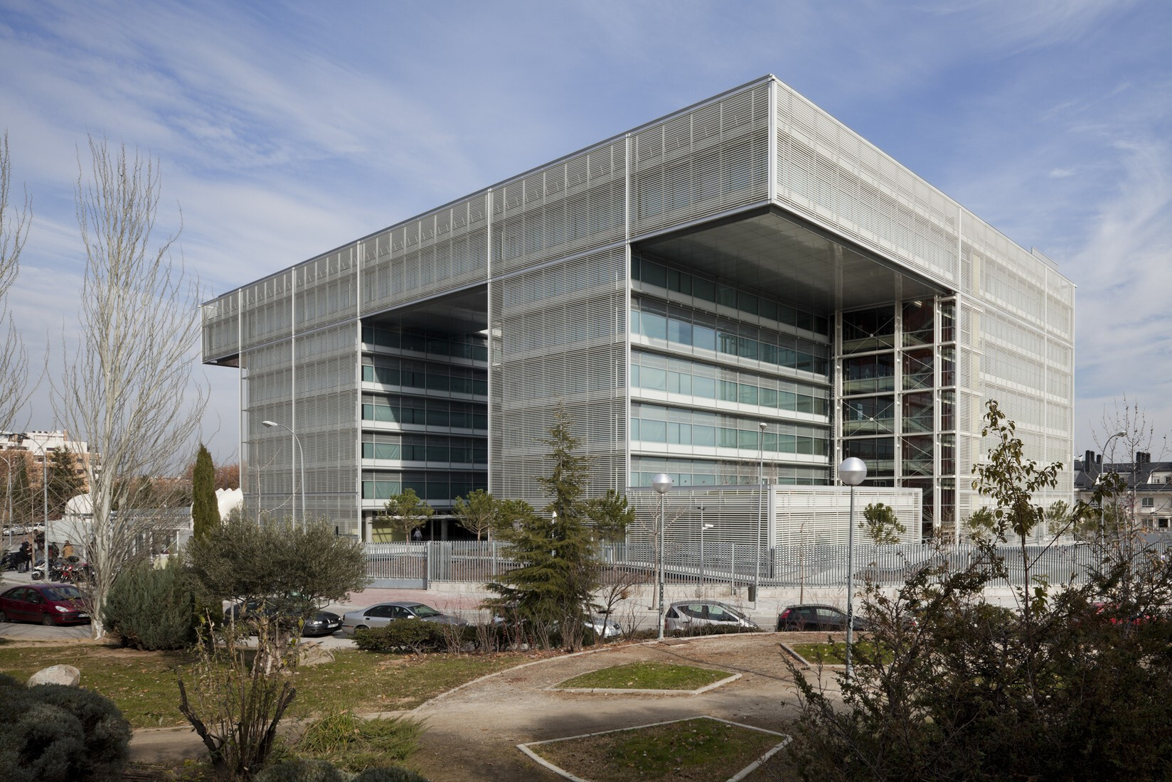 https://archello.com/story/16880/attachments/photos-videos/3 photo_credit © Lluis Casals