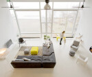 A light and spacious livingroom