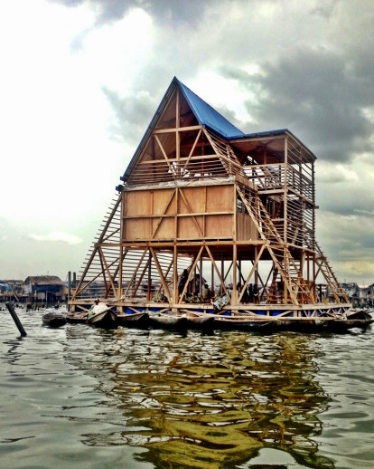 MAKOKO FLOATING SCHOOL