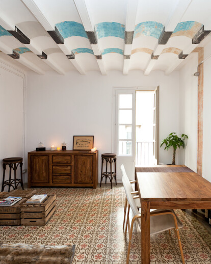 9 FLATS IN THE GOTHIC QUARTER OF BARCELONA