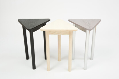 Tres Table