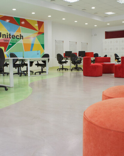 Equipment new office - Unitech sa. 