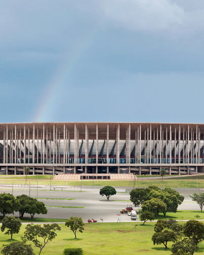  Estádio Nacional de Brasília