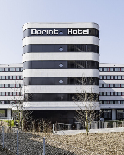 516 Dorint Airport Hotel