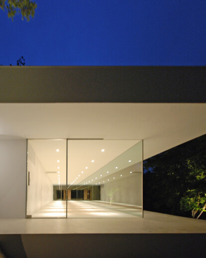 S Gallery and Residence