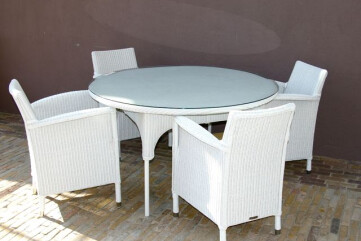 Lloyd loom garden set. Table Lloyd loom garden set. Table