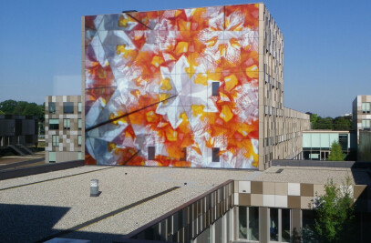 Si-X large-format digitally printed decorative glass panels