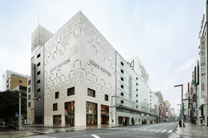 Louis Vuitton Matsuya Ginza 01  Louis vuitton store, Storefront design,  Facade design