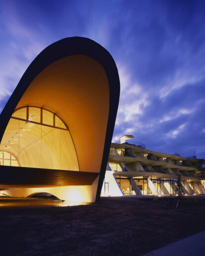 Ecotone Hotel/ Sound Of Wind (Setre Marina Biwako)