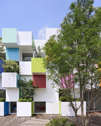 Sugamo Shinkin Bank / Nakaaoki Branch