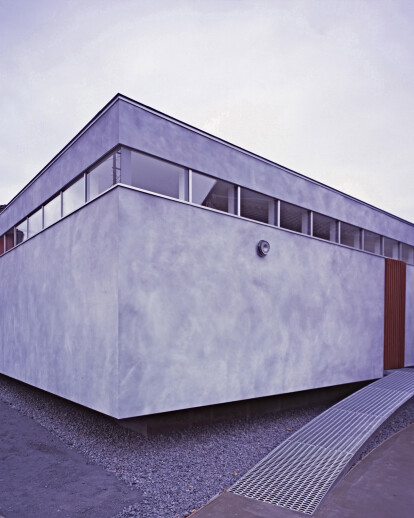 House IM – a box-shaped flexible residence