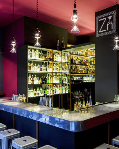 Zinc Bar