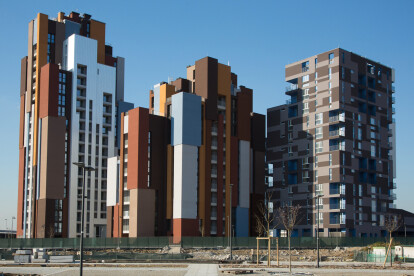 7 towers with 397 apartments for the delegations