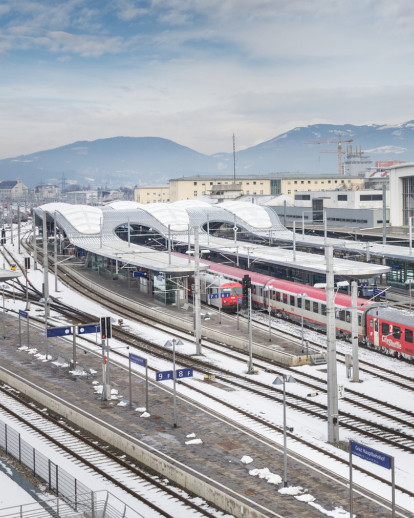 The Wave – New Platform Roofs for Graz Station  