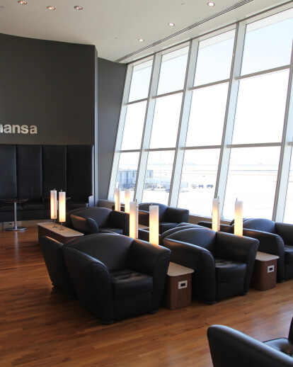 Lufthansa Lounge JFK