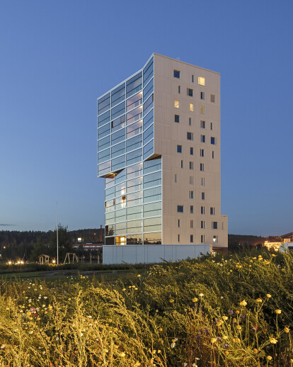 'Maailman Pylväs' Residential Tower