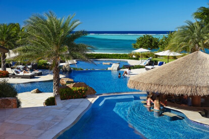 Cascading infinity edge pools