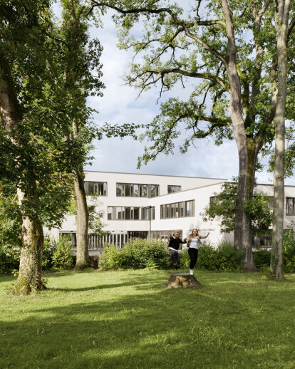 Extension and conversion of Martin Luther School at Rimbach 