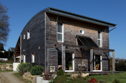 Bioclimatic house in Saint Nolff