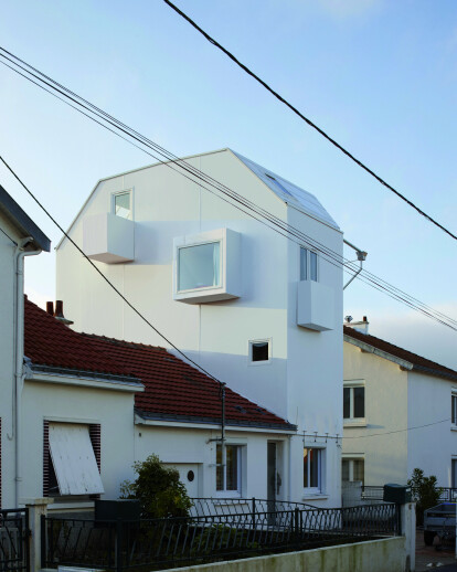 Shishiodoshi house : House Extension