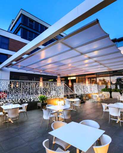 Radisson Blu Edwardian Hotel | SEFAR | Archello