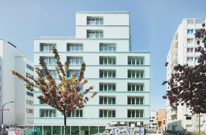 Mixed-use in Rue de Lourmel