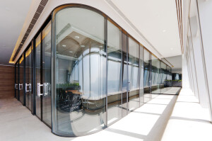X-Series aluminium-framed interior glazed partitions