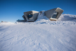 MMM Corones - Traditional alpinism: permanent exhibition