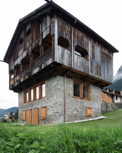 Alpine barn DZ