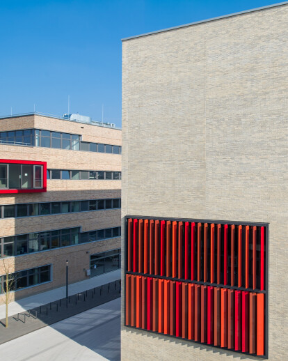 Hochschule Ruhr West / University of Applied Sciences