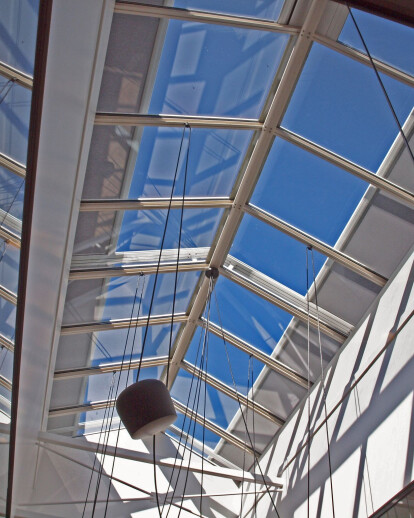 Large conservatory shading system 