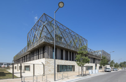 BOR1 - School Complex Bordeaux