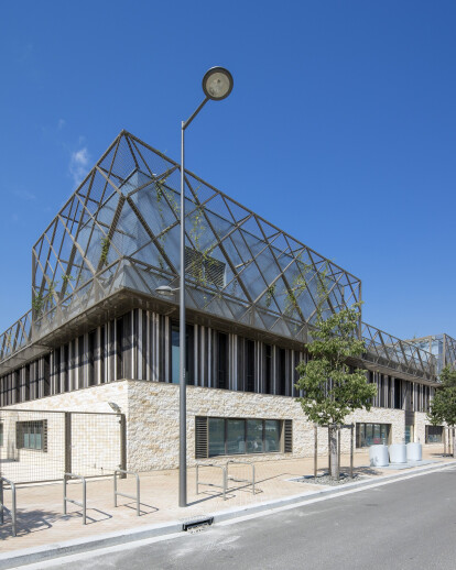 BOR1 - School Complex Bordeaux