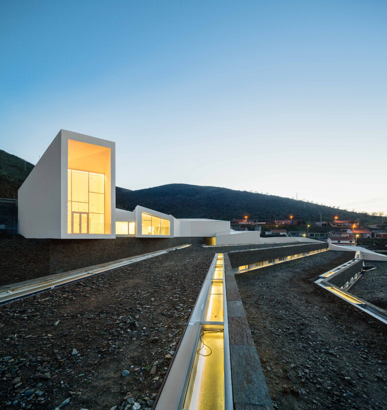 Rowing High Performance Centre in Pocinho