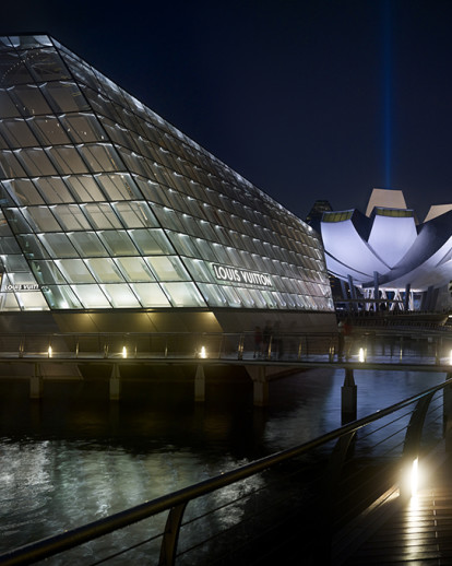 Crystal Pavilion (the Louis Vuitton Island Maison), Safdie Architects