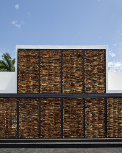 House and Studio in Mar Chapálico