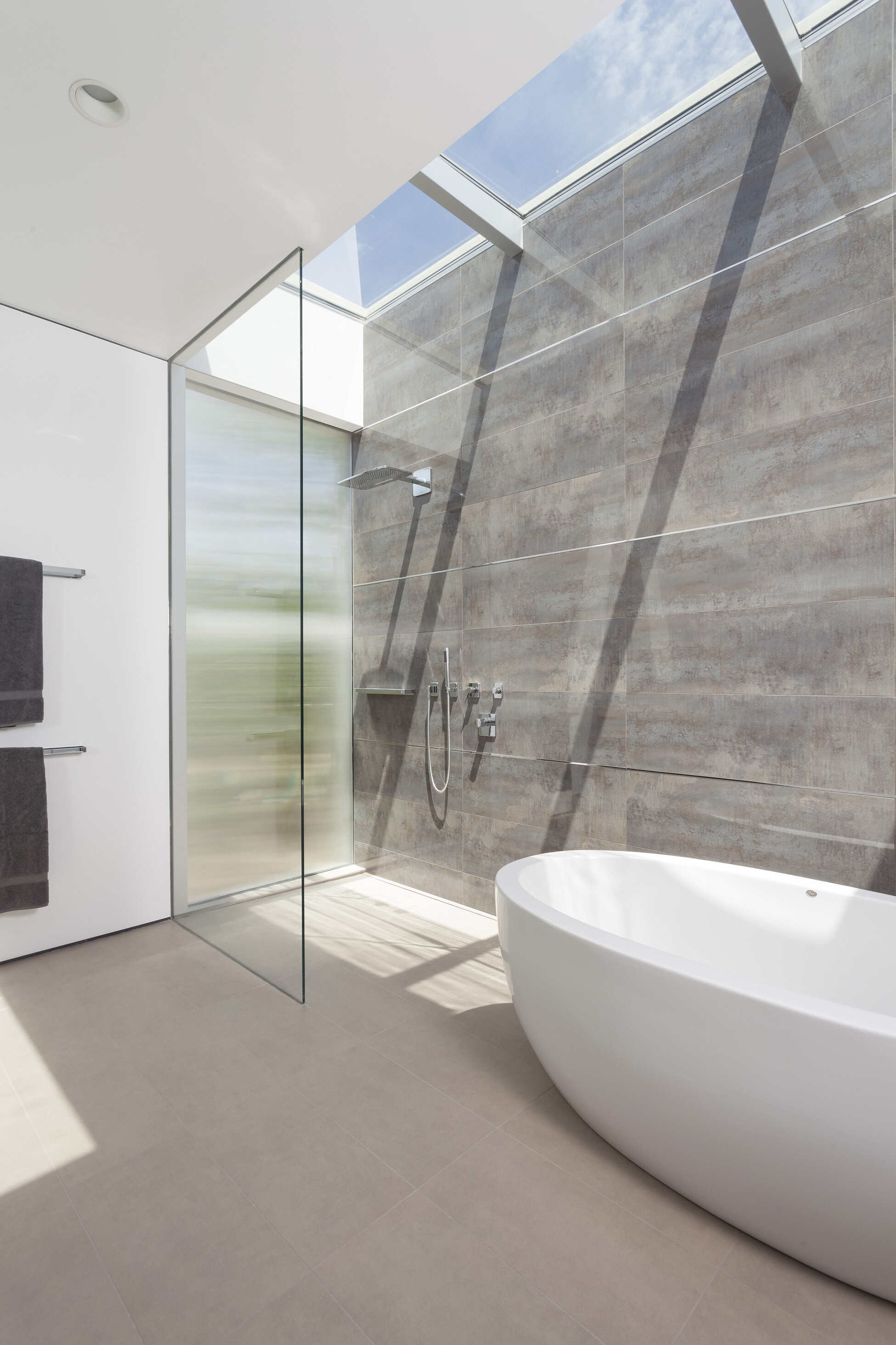 https://archello.com/story/33106/attachments/photos-videos/24 photo_credit Russell Abraham