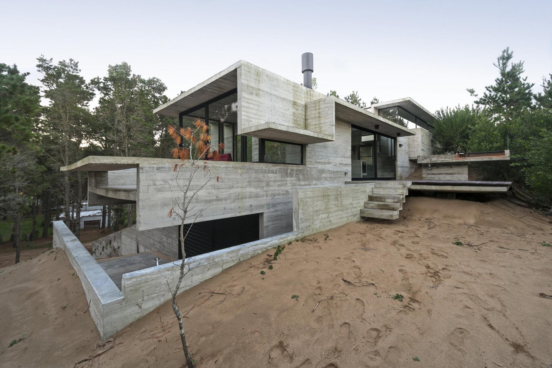 https://archello.com/story/38432/attachments/photos-videos/6 photo_credit © Daniela Mc Adden