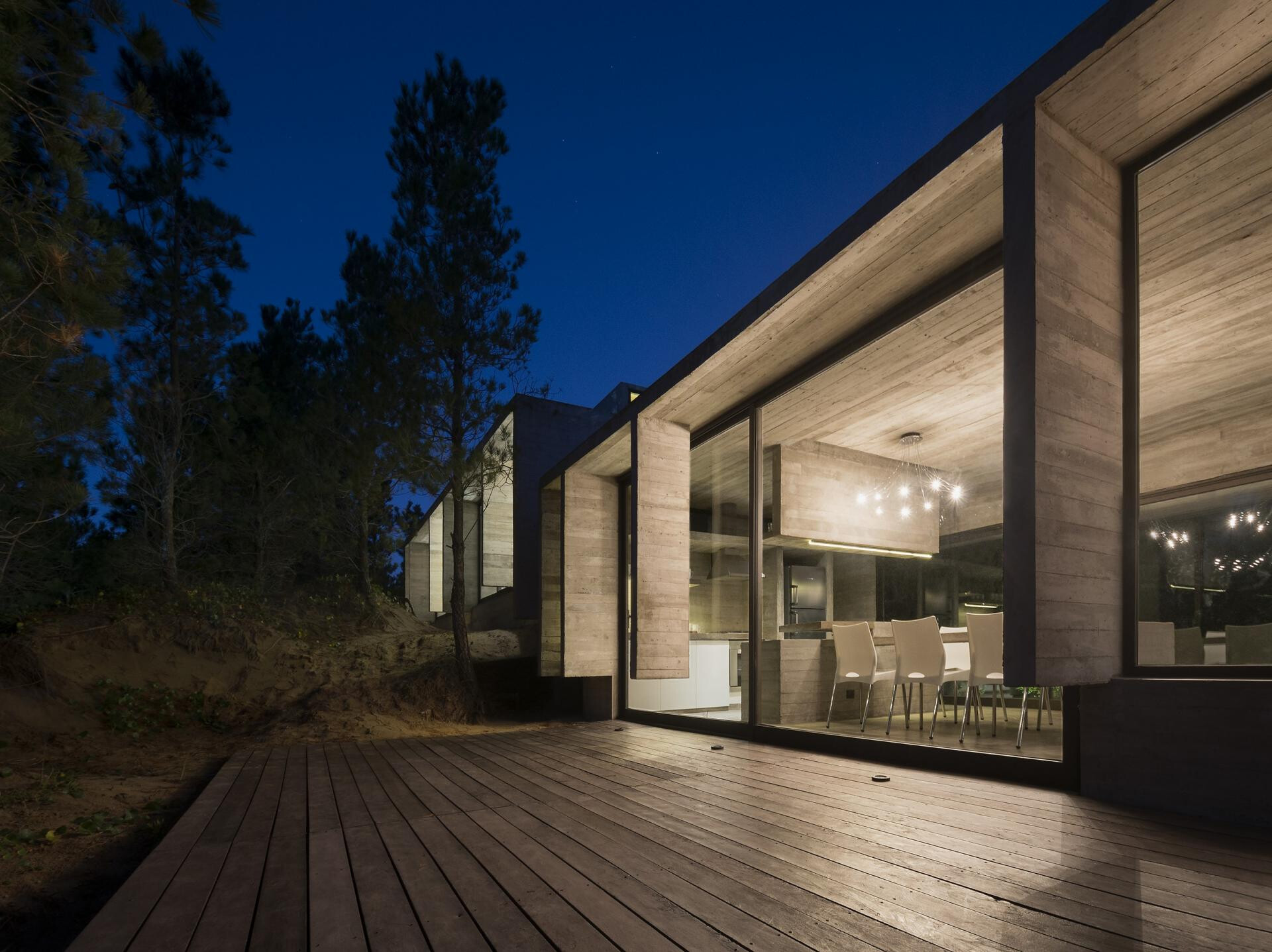 https://archello.com/story/38432/attachments/photos-videos/13 photo_credit © Daniela Mc Adden