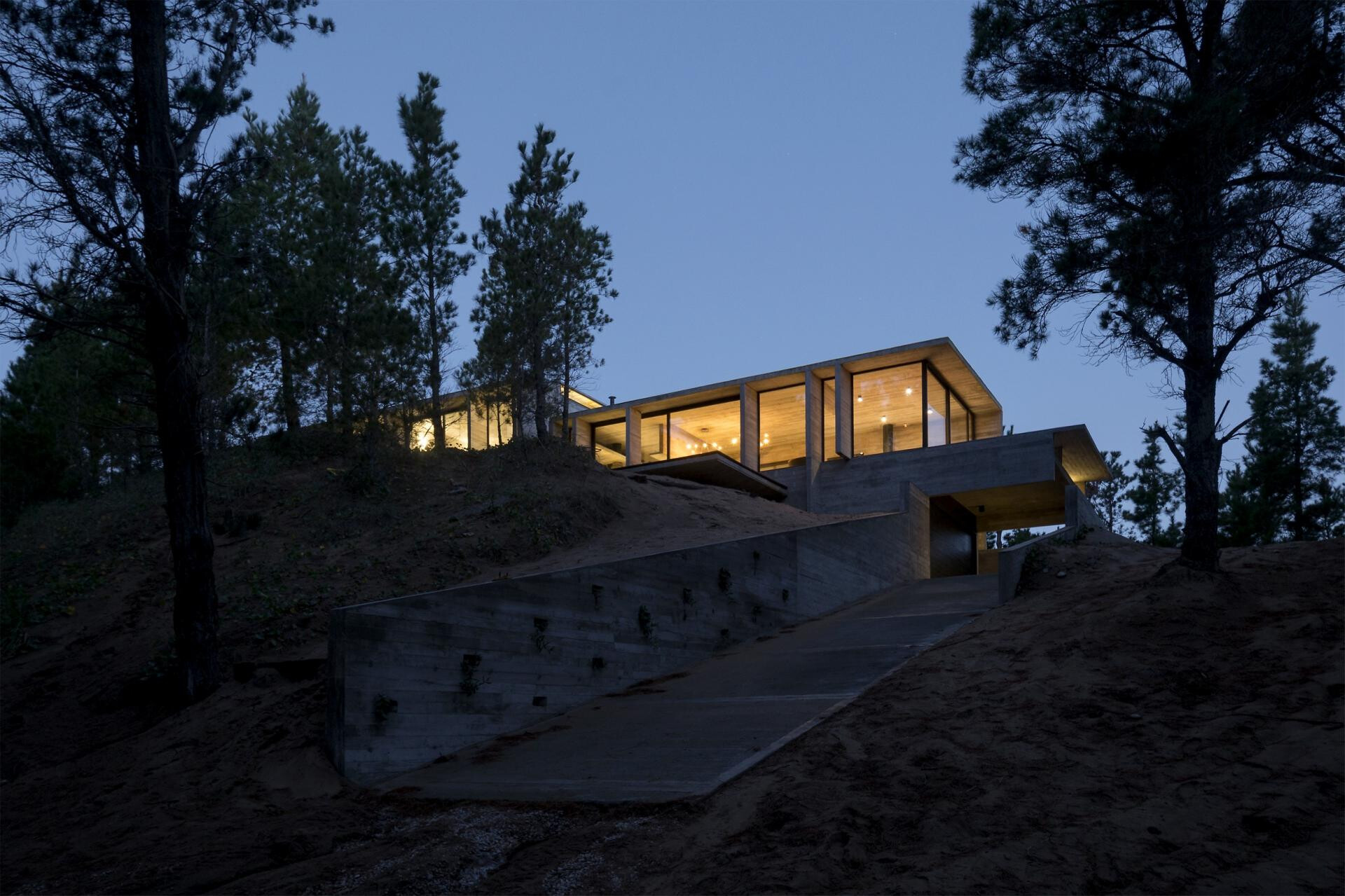 https://archello.com/story/38432/attachments/photos-videos/14 photo_credit © Daniela Mc Adden