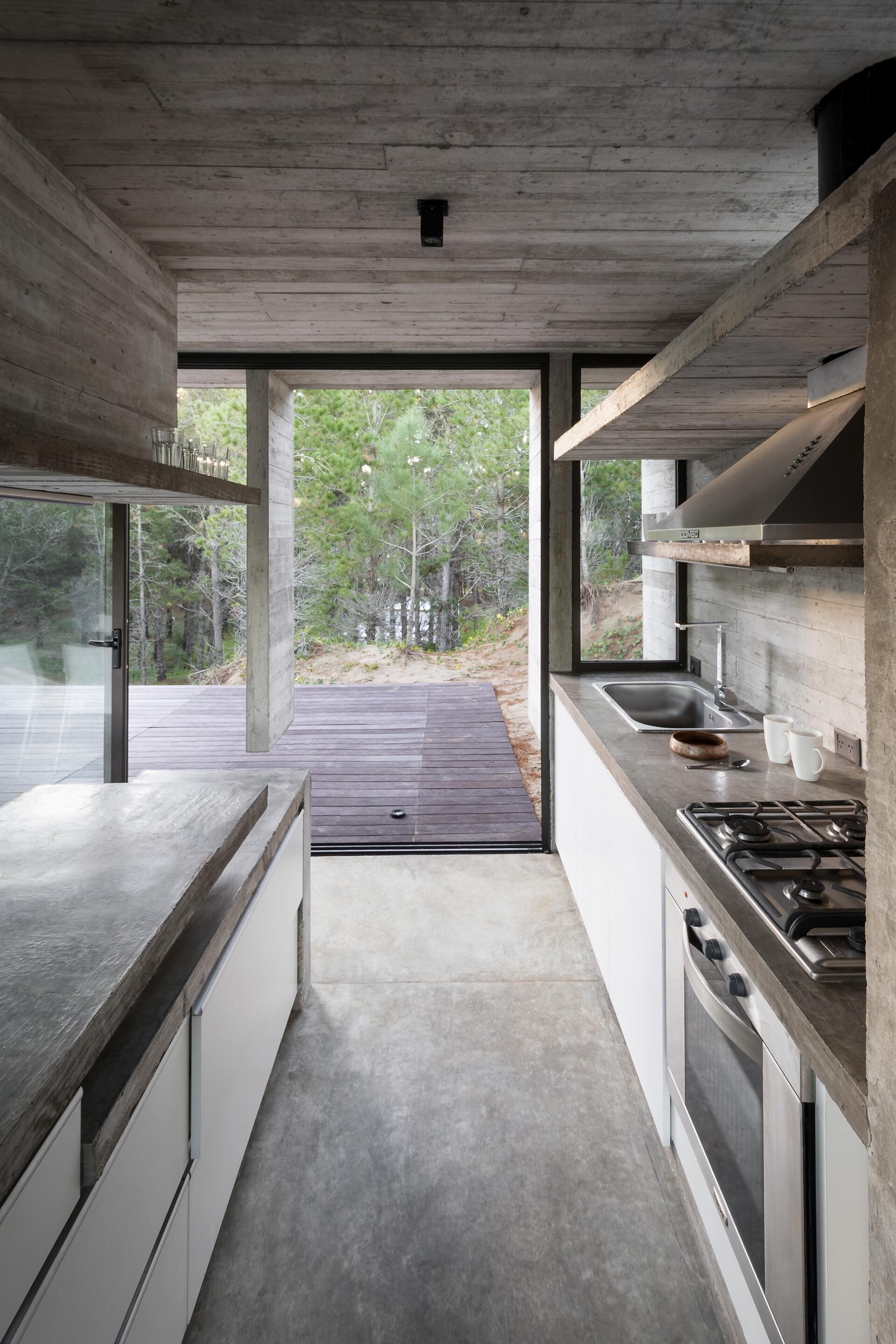 https://archello.com/story/38432/attachments/photos-videos/19 photo_credit © Daniela Mc Adden