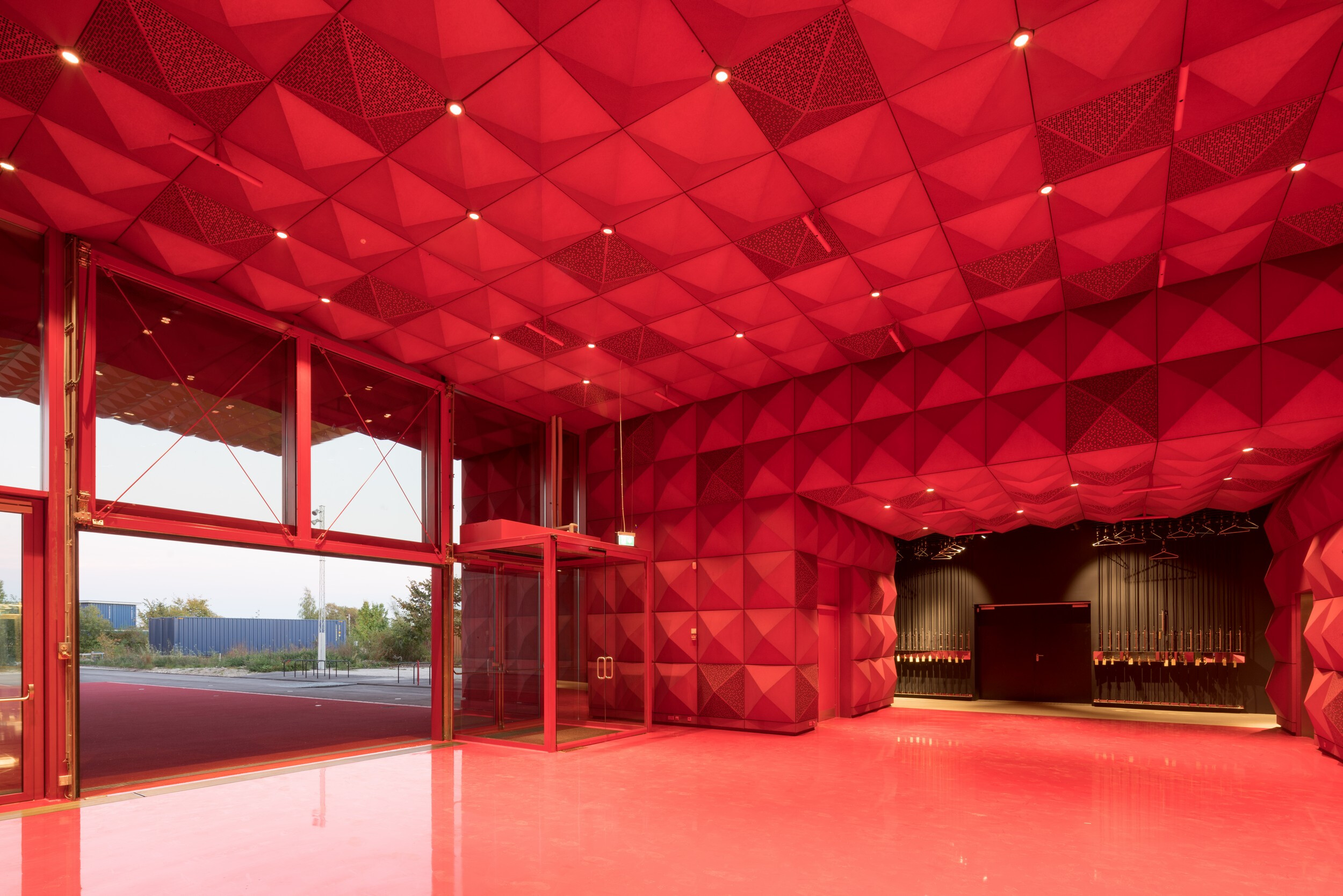 https://archello.com/story/38692/attachments/photos-videos/11 photo_credit ©Ossip van Duivenbode