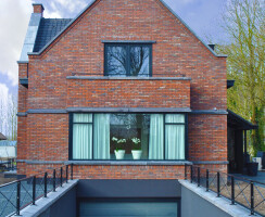 brick villa by jeroen de nijs bni