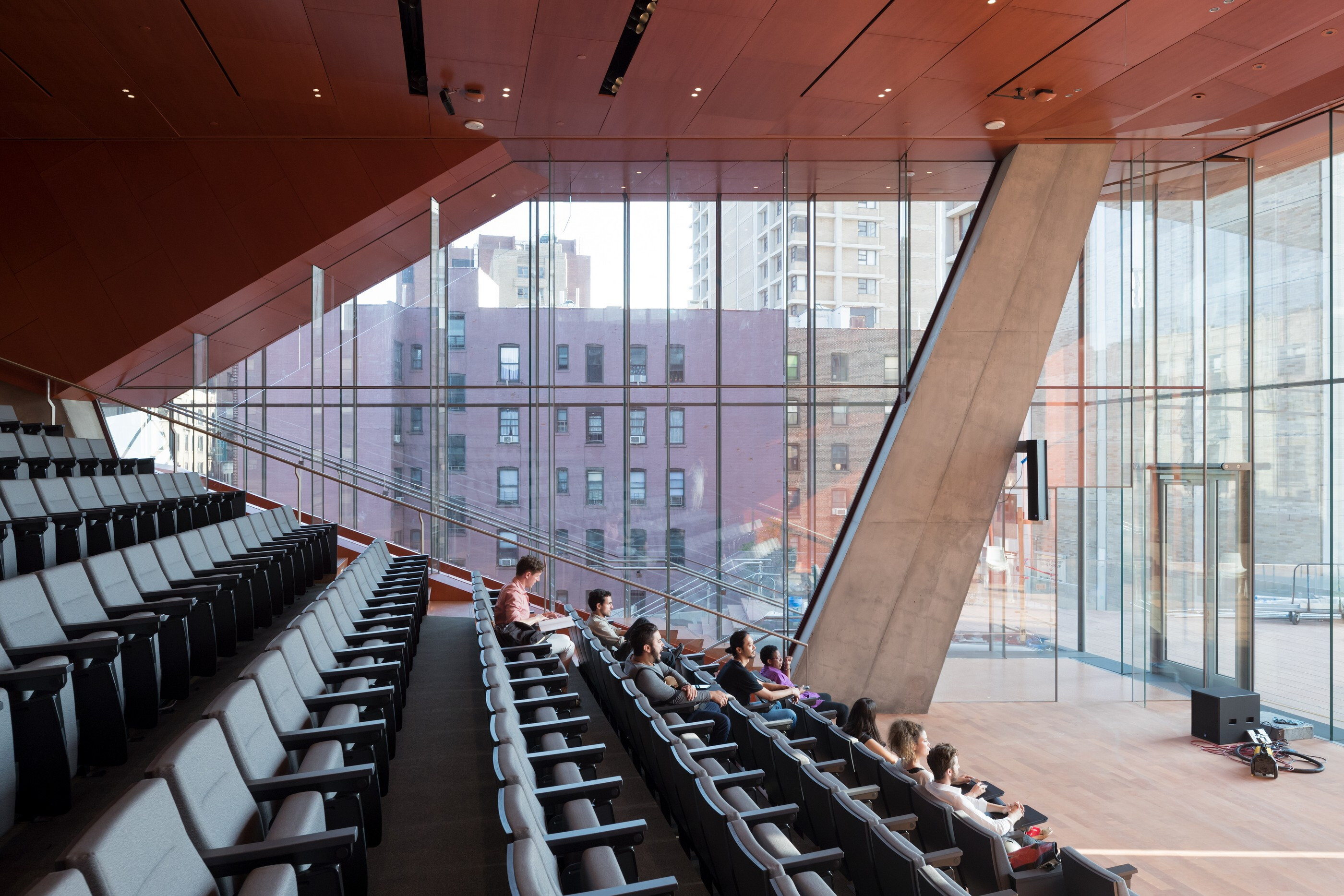 https://archello.com/story/45814/attachments/photos-videos/13 photo_credit Iwan Baan, courtesy of Diller Scofidio +Renfro.